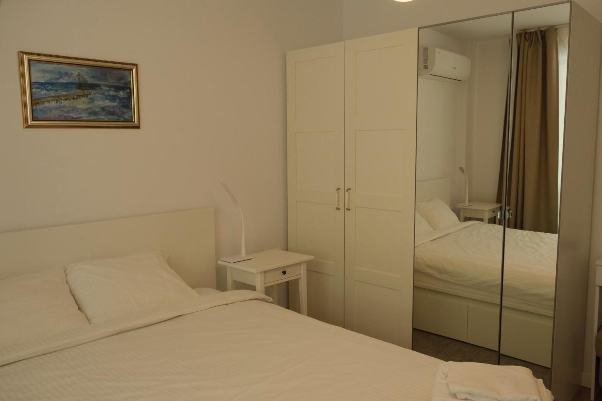 Bucharest Booking Apartments-Self Check-In Exterior photo
